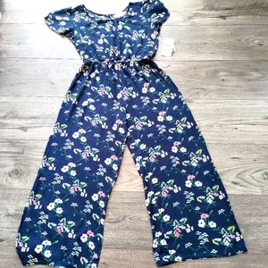 🌲10 for 100$🌲.Between Girls Floral jumpsuit romper